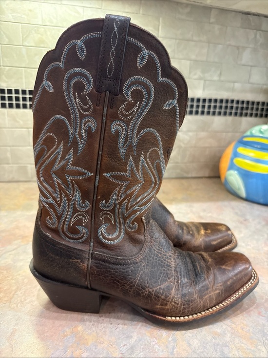 Ariat Shoes - Ariat Legend Rowdy Brown Leather Square Toe Cowboy Boots 9B
